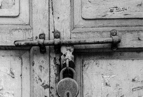 Clausola di segretezza: proteggere le informazioni sensibili