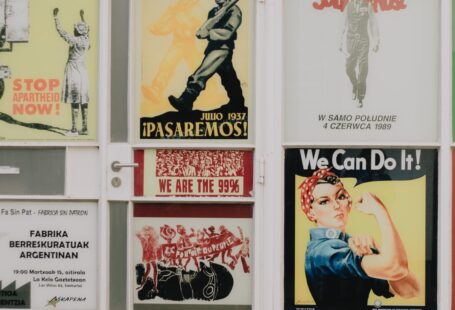 Locandine di film famosi: si possono usare senza autorizzazione?